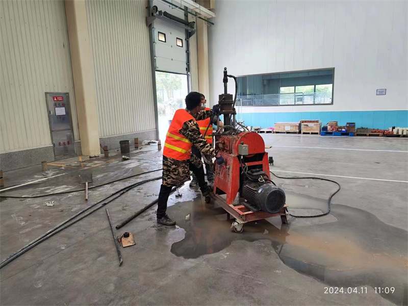 都匀厂房地面下沉塌陷注浆加固施工